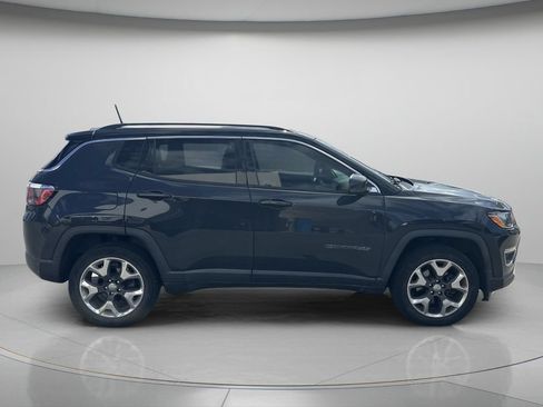 Used 2018 Jeep Compass Limited w/ Safe & Security Group AWD/4WD image 8