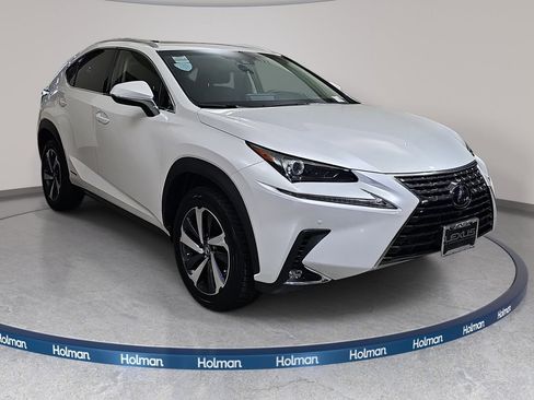 Used 2019 Lexus NX 300h AWD w/ Premium Package image 4