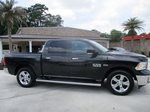 Used 2017 RAM 1500 Big Horn RWD image 1