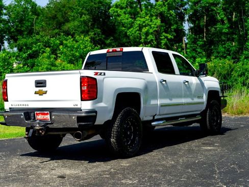 Used 2018 Chevrolet Silverado 2500 LTZ w/ Duramax Plus Package AWD/4WD image 6