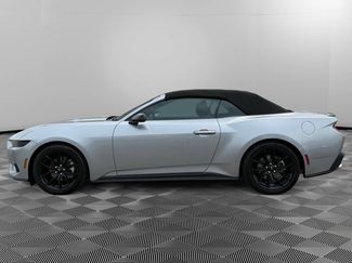 Used 2025 Ford Mustang Premium RWD video 2