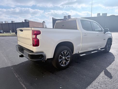 Used 2019 Chevrolet Silverado 1500 LT w/ Texas Edition image 5