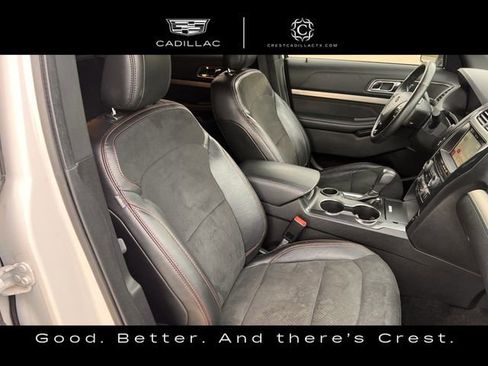 Used 2018 Ford Explorer XLT w/ Equipment Group 202A image 23