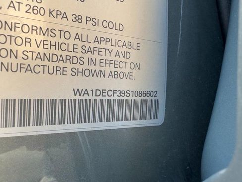 Used 2025 Audi Q3 2.0T Premium w/ Convenience Package image 24