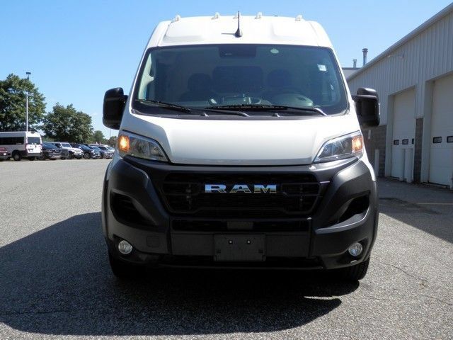 Used 2025 RAM ProMaster 2500 w/ Convenience Group FWD image 4