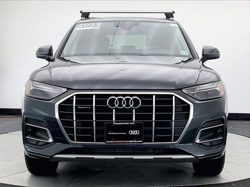 Certified 2023 Audi Q5 2.0T Premium w/ Convenience Package image 3