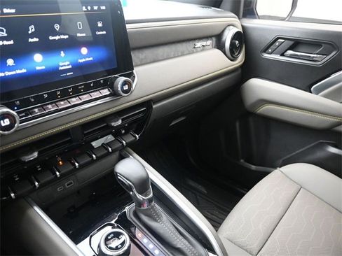 Used 2026 Chevrolet Colorado ZR2 image 31