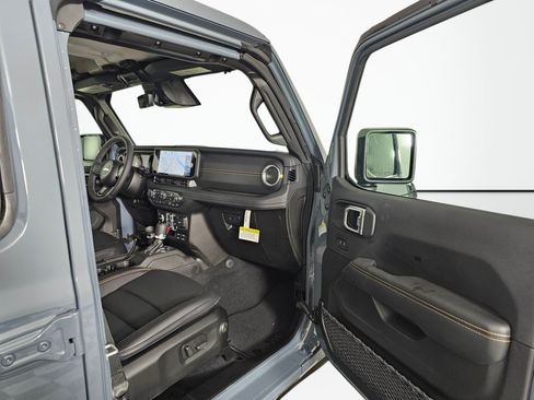 New 2026 Jeep Gladiator Sport AWD/4WD image 38