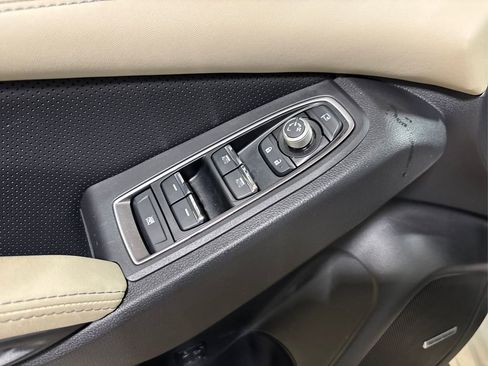 Used 2024 Subaru Ascent Limited w/ Technology Package image 39