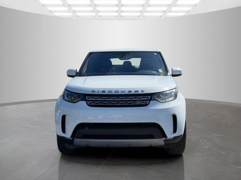 Used 2017 Land Rover Discovery HSE AWD/4WD image 2