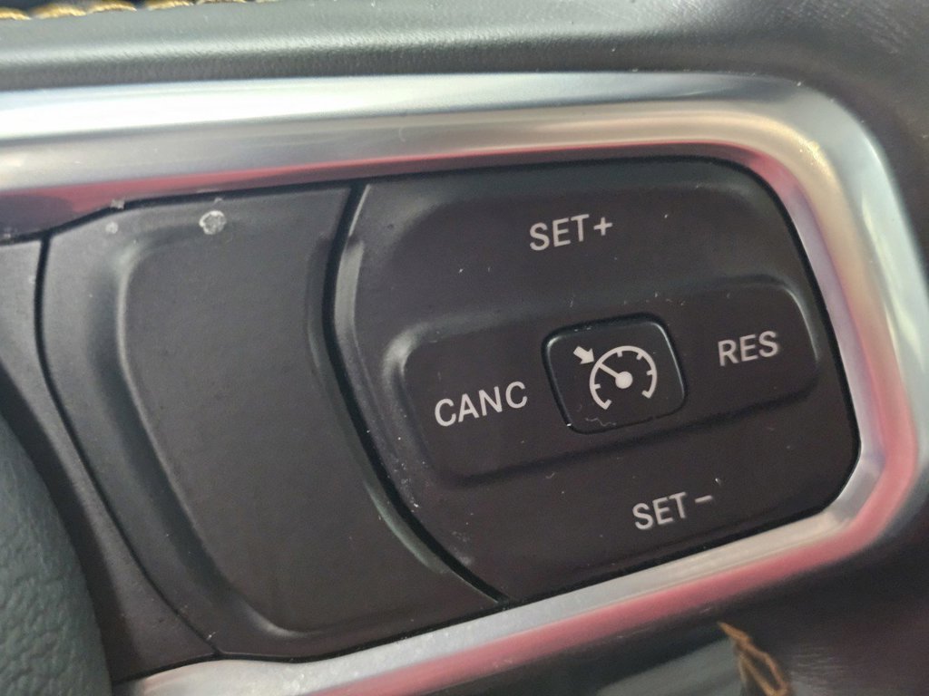 Used 2021 Jeep Wrangler Unlimited Sahara AWD/4WD image 33