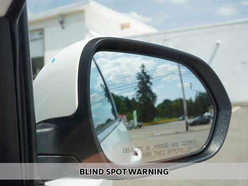 Used 2024 Kia Seltos EX AWD/4WD image 5