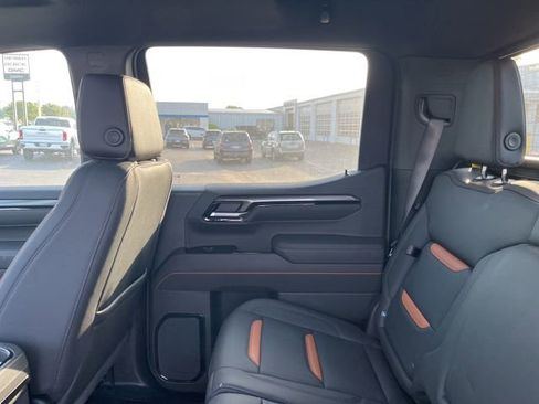 New 2026 GMC Sierra 1500 AT4 w/ AT4 Premium Package AWD/4WD image 15