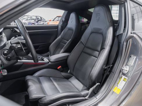 Used 2021 Porsche 911 Carrera S image 31