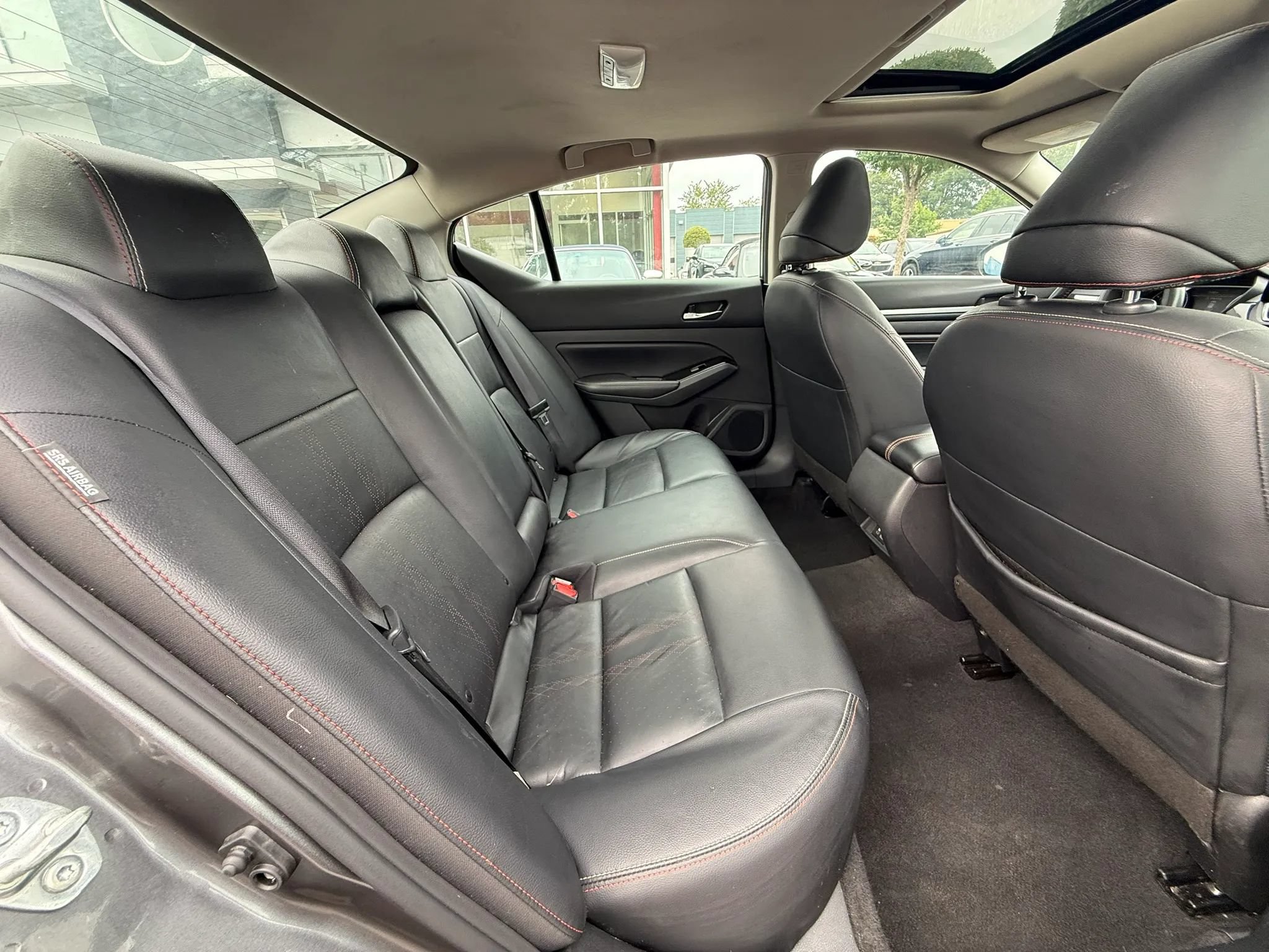 Used 2023 Nissan Altima 2.5 SR w/ SR Premium Package FWD image 14