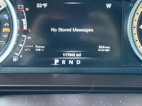 Used 2014 RAM 3500 Laramie w/ Cold Weather Group image 30