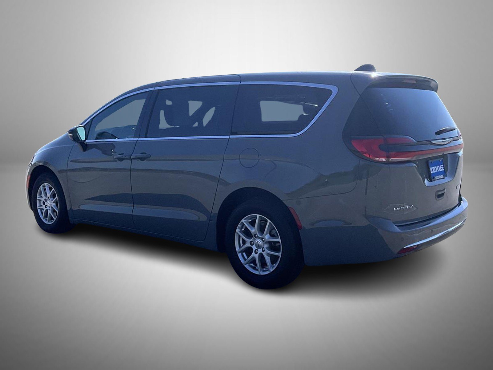 Used 2025 Chrysler Pacifica Select FWD image 7