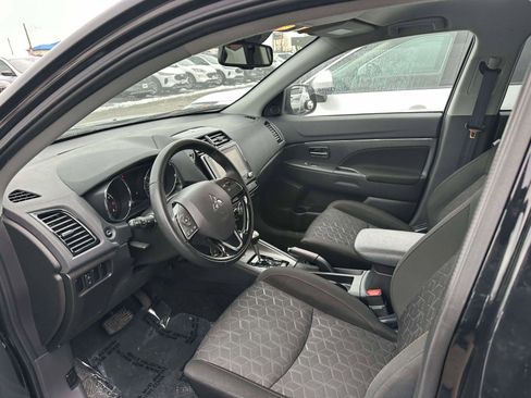 Used 2023 Mitsubishi Outlander Sport ES image 13