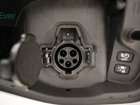 Used 2026 Nissan Leaf SV+ FWD image 10
