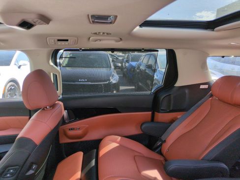 New 2026 Kia Carnival SX Prestige FWD image 38