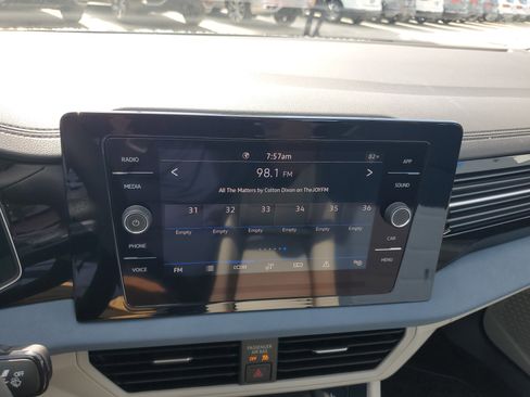 New 2025 Volkswagen Jetta SE image 21