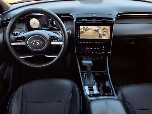 Certified 2023 Hyundai Santa Cruz Limited image 10