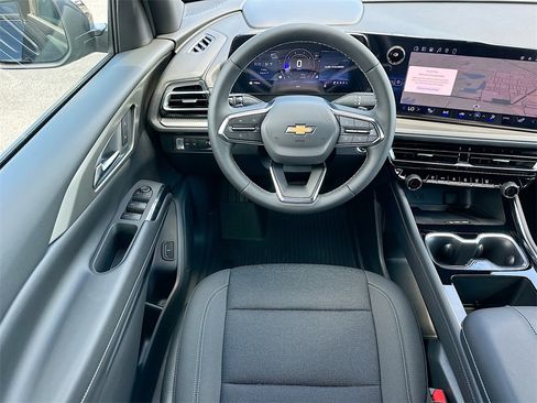 New 2026 Chevrolet Traverse LT w/ Driver Confidence Package image 16