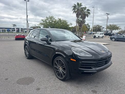 Used 2023 Porsche Cayenne S Platinum image 1