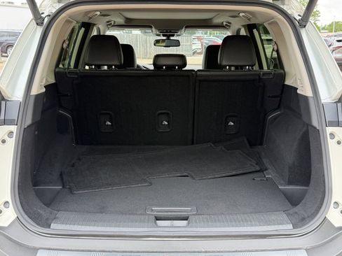 Used 2023 Nissan Rogue Platinum FWD image 34