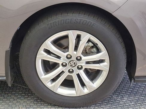 Certified 2021 Toyota Sienna XSE w/ XSE Plus Package AWD/4WD image 31