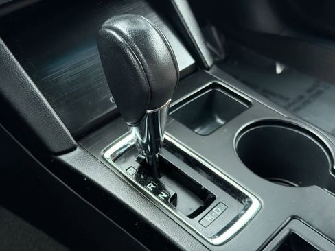 Used 2018 Subaru Outback 2.5i Touring image 35