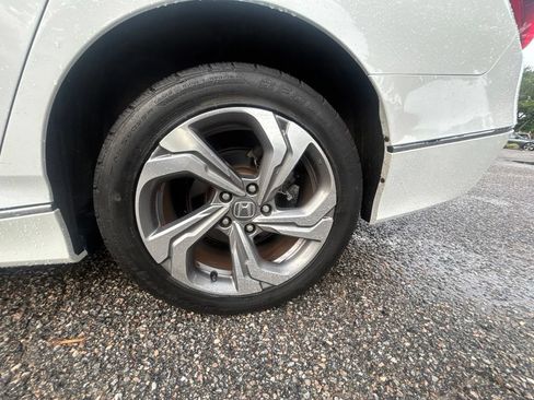 Used 2018 Honda Accord EX-L image 29
