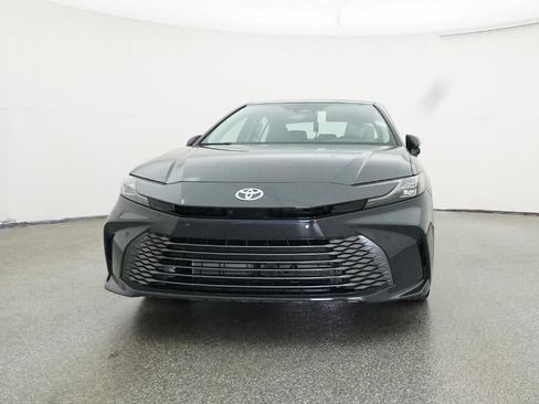 New 2026 Toyota Camry XLE image 31