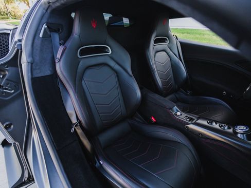 Used 2022 Maserati MC20 Coupe image 47