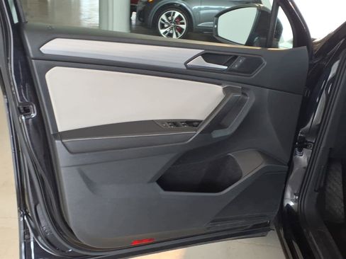 Used 2022 Volkswagen Tiguan S AWD/4WD image 10