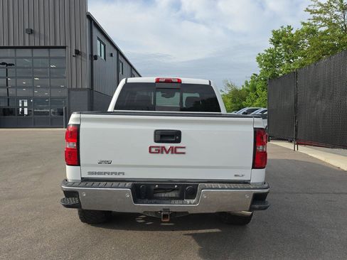 Used 2014 GMC Sierra 1500 SLT w/ SLT Crew Cab Value Package AWD/4WD image 3