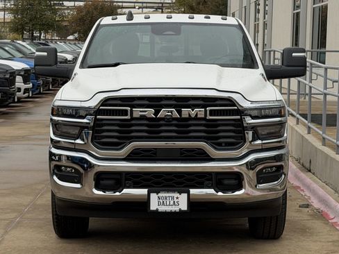 New 2026 RAM 2500 Tradesman AWD/4WD image 3