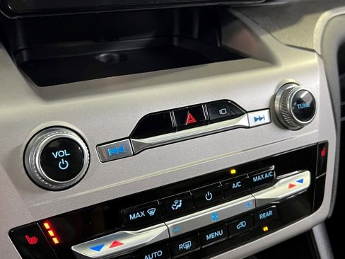 Used 2022 Ford Explorer Timberline image 34