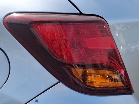 Used 2016 Toyota Yaris LE FWD image 11