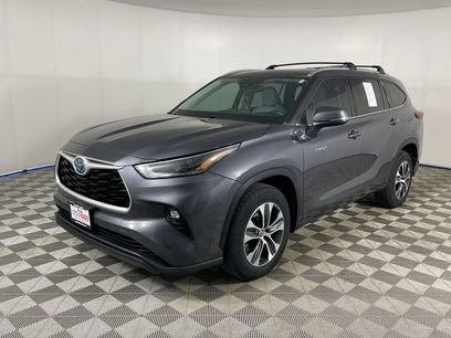 Used 2021 Toyota Highlander XLE