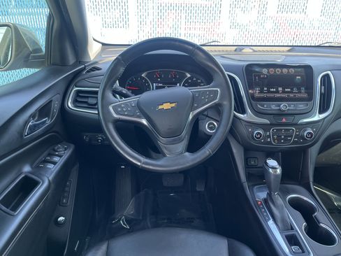 Used 2018 Chevrolet Equinox Premier FWD image 29
