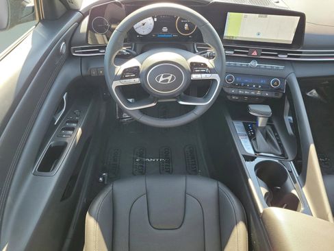 New 2026 Hyundai Elantra Limited image 14