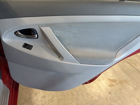 Used 2009 Toyota Camry LE image 25