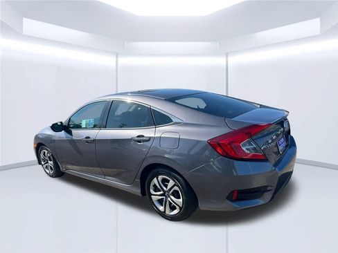Used 2018 Honda Civic LX image 3