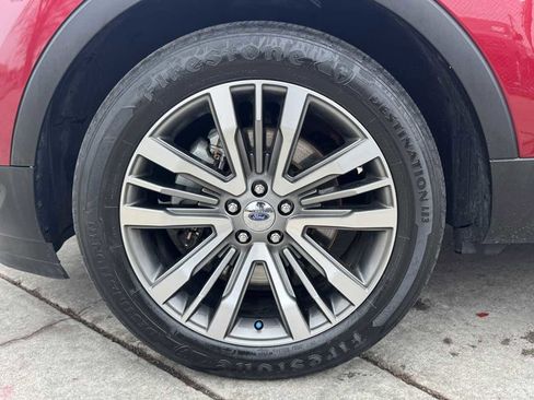 Used 2018 Ford Explorer Platinum image 9