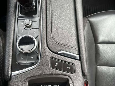 Used 2020 Cadillac XT5 Sportv AWD/4WD image 22