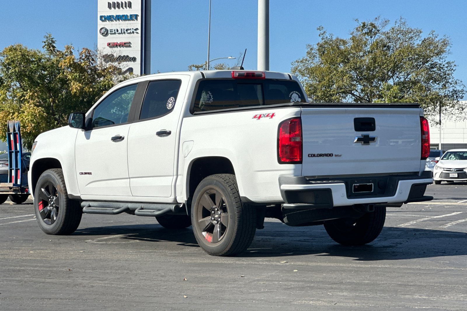 Used 2019 Chevrolet Colorado LT w/ Redline Special Edition AWD/4WD image 6