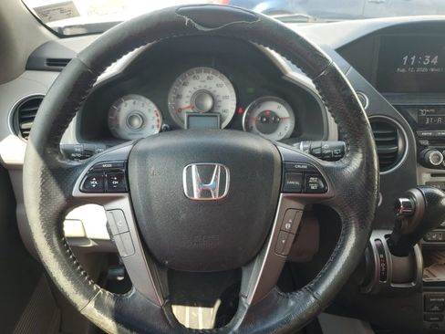 Used 2013 Honda Pilot Touring image 16