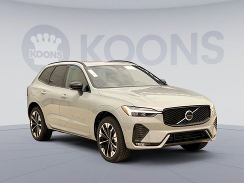 New 2026 Volvo XC60 B5 Plus w/ Protection Package Premier image 10