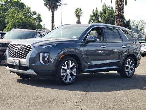Used 2021 Hyundai Palisade SEL w/ Cargo Package FWD image 2